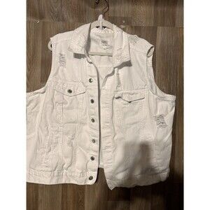 almost famous Women’s denim jacket Distressed White Size 3X